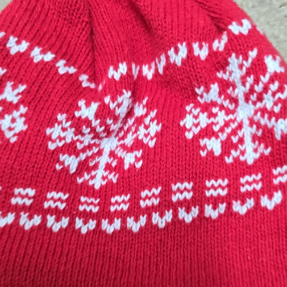 Red Snowflake Knit Beanie